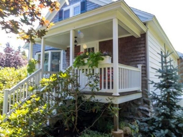 78 Atlantic Avenue, North Hampton, NH 03862
