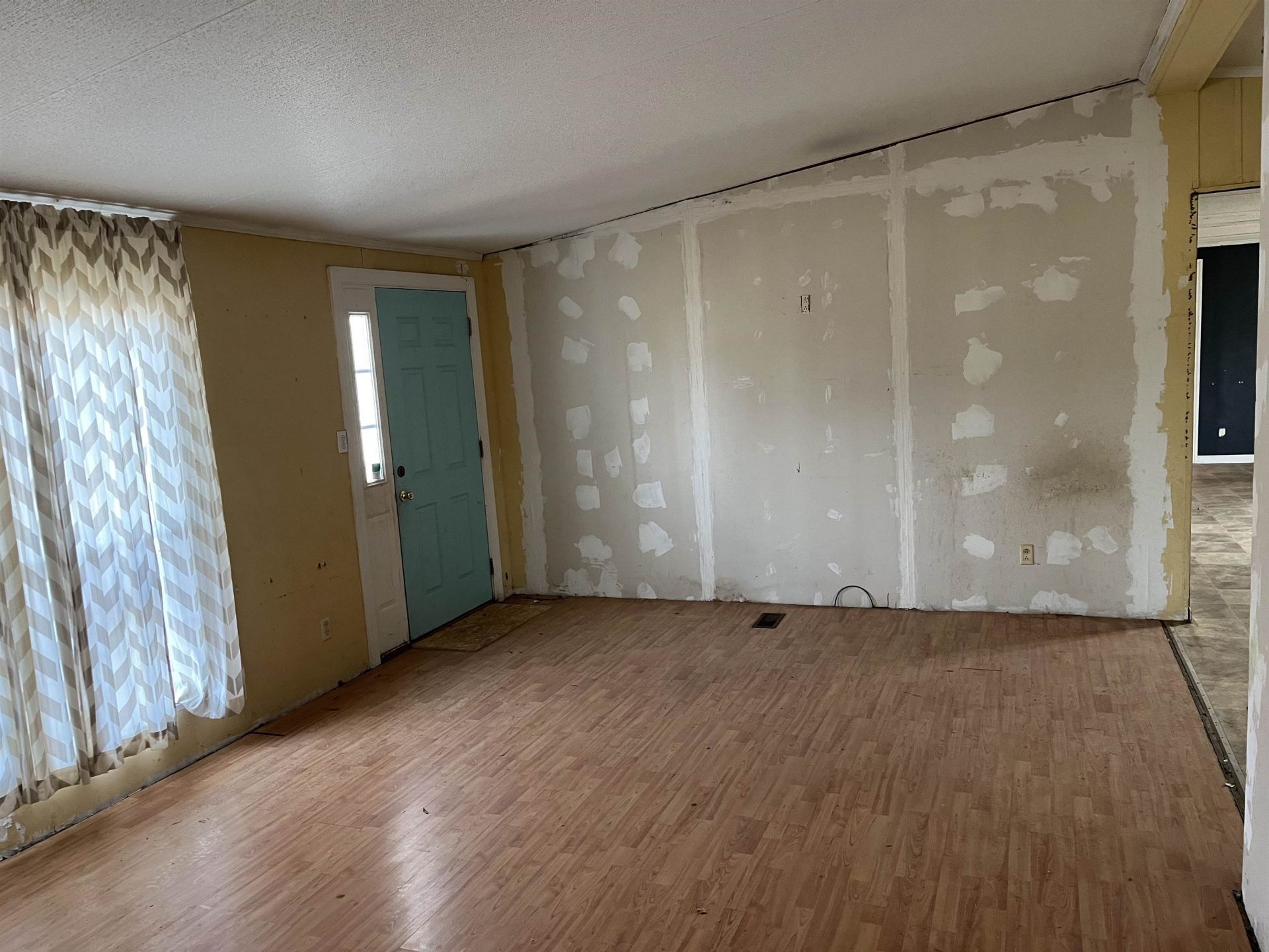 204 Ridge St.  Photo 4