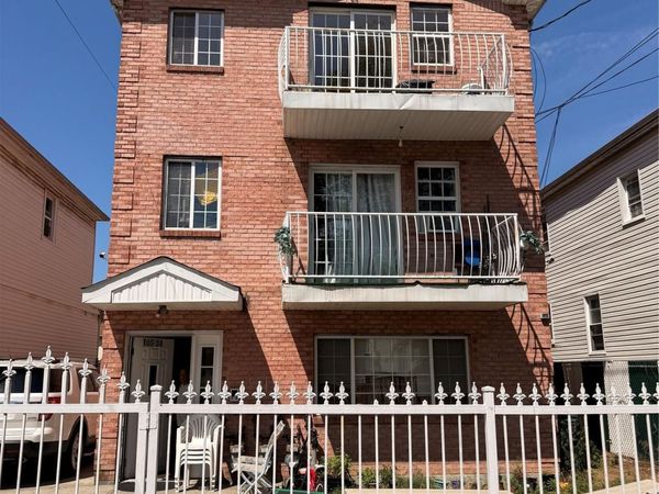 105-24 170th Street , Unit 3, Jamaica, NY 11433