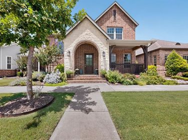 8261 Kentland Drive , Frisco, TX 75034
