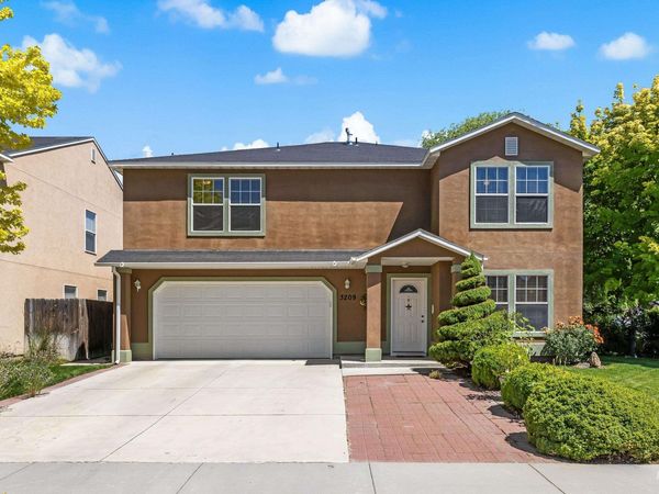 3209 Central Park Ct, Caldwell, ID 83605