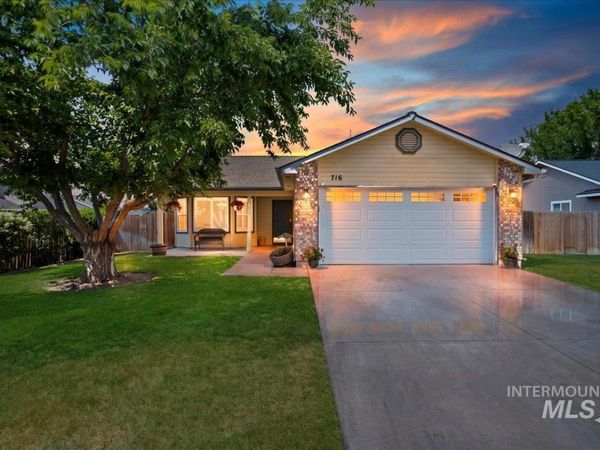 716 Teton Dr., Nampa, ID 83686