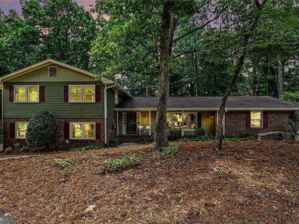 4106 Nancy Creek Way NE, Atlanta, GA 30319