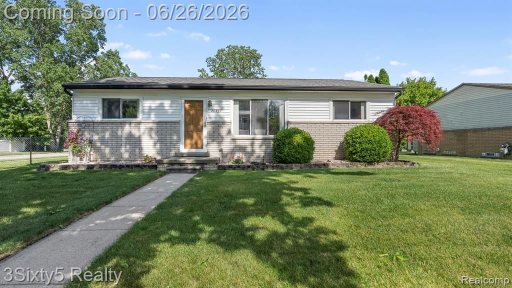 26457 Willow Cove, Woodhaven, MI 48183 Main Photo