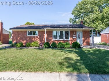 15009 Houghton Street, Livonia, MI 48154