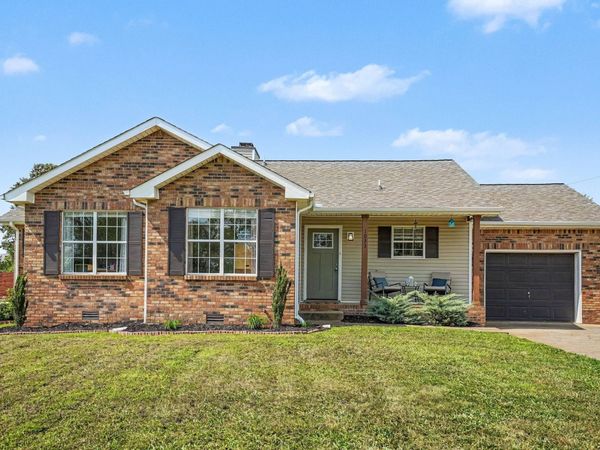 1033 Tylertown Rd, Clarksville, TN 37040