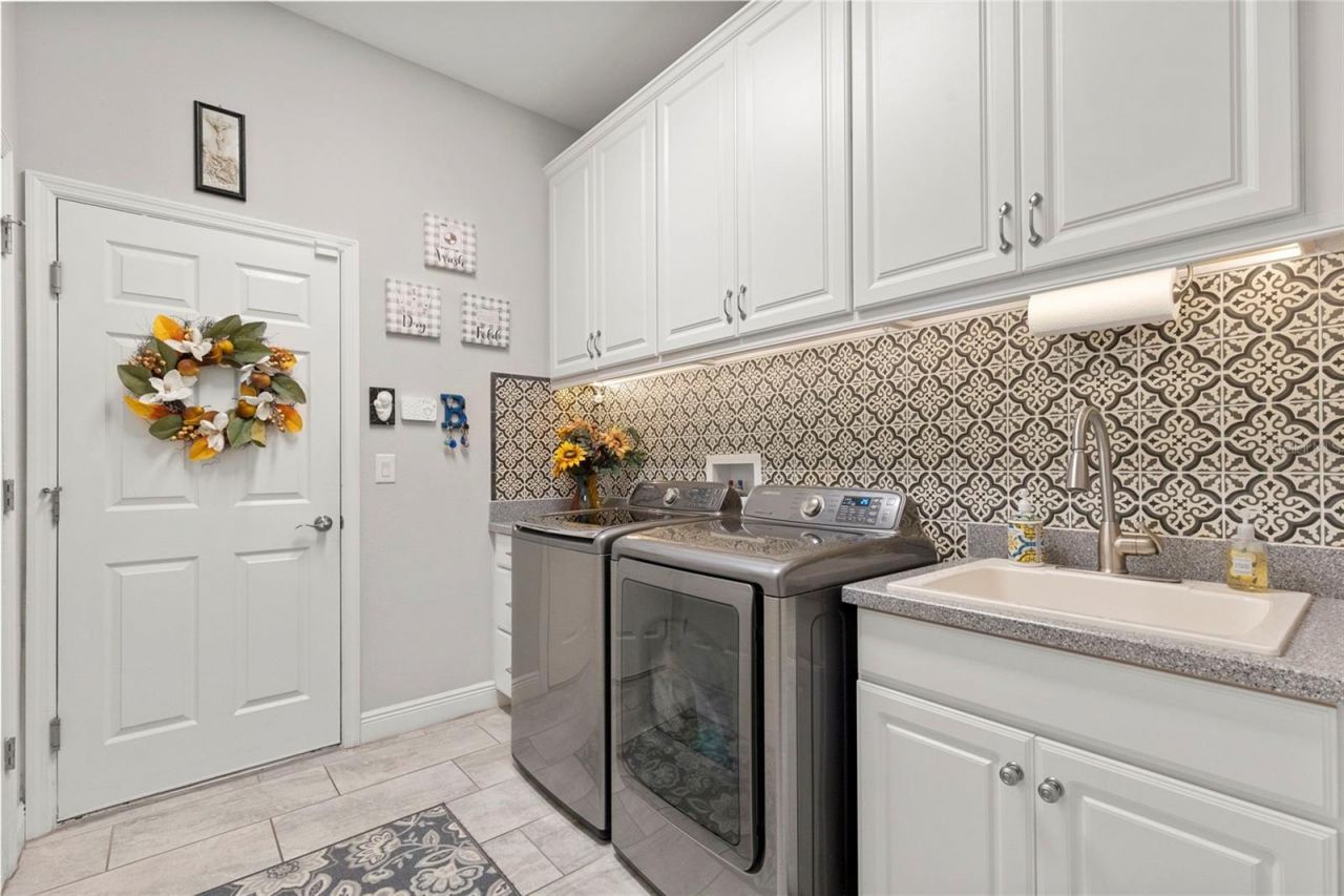 13340 Fawn Lily Drive, Riverview, FL 33579 Photo