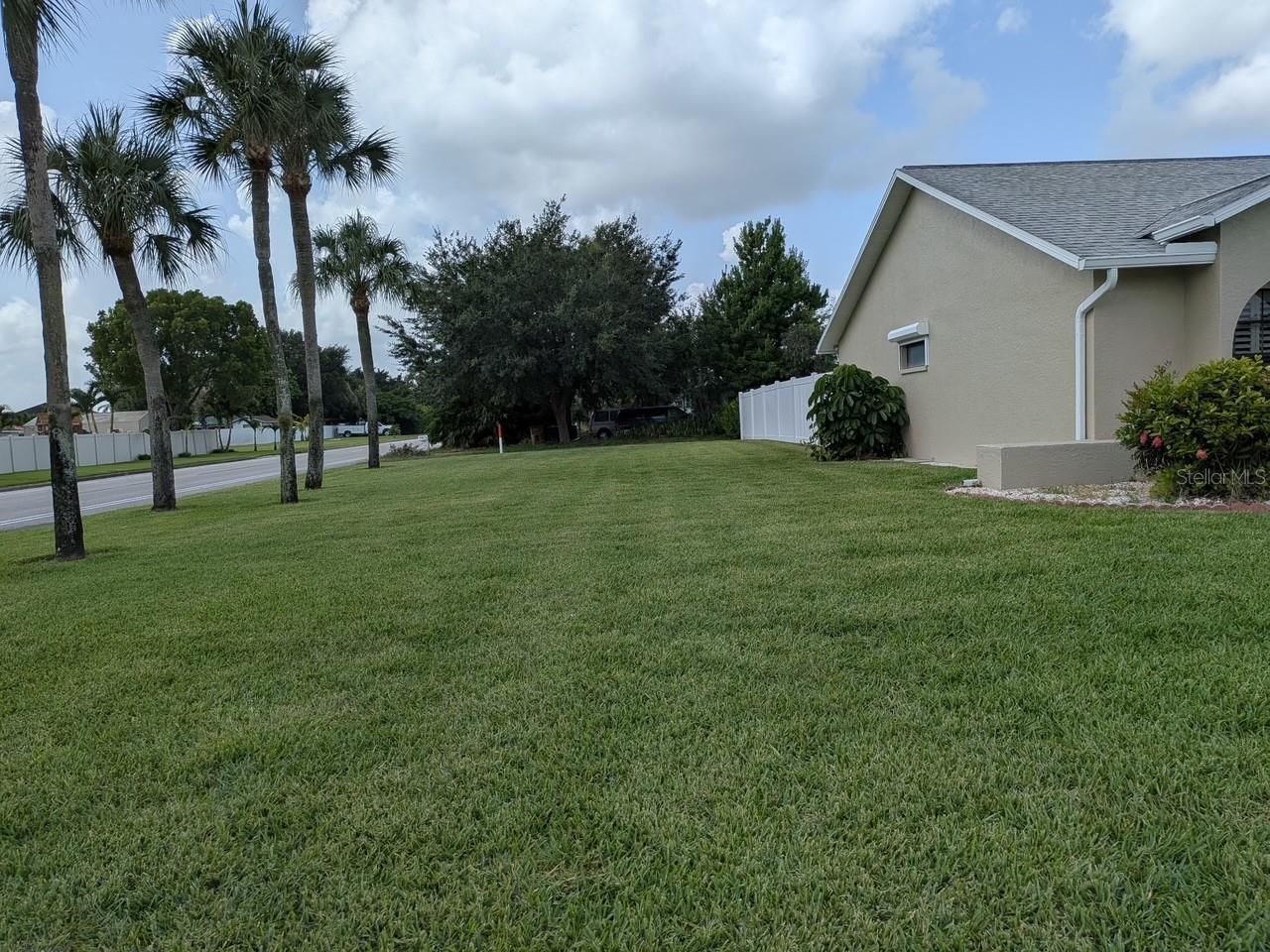 201 Danby Road, Lehigh Acres, FL 33936 Photo