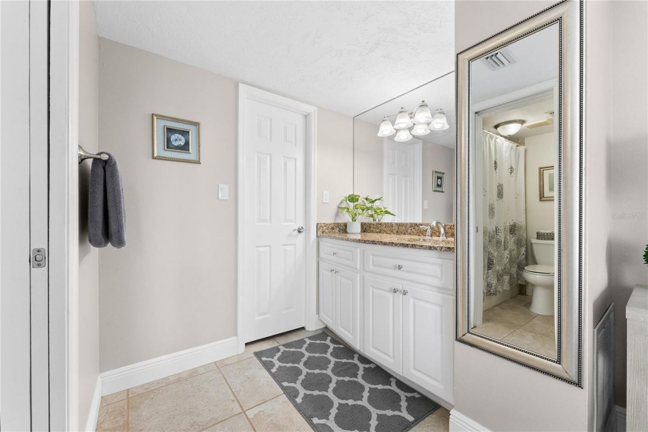 1700 Benjamin Franklin Drive, Unit 10F, Sarasota, FL 34236 Photo