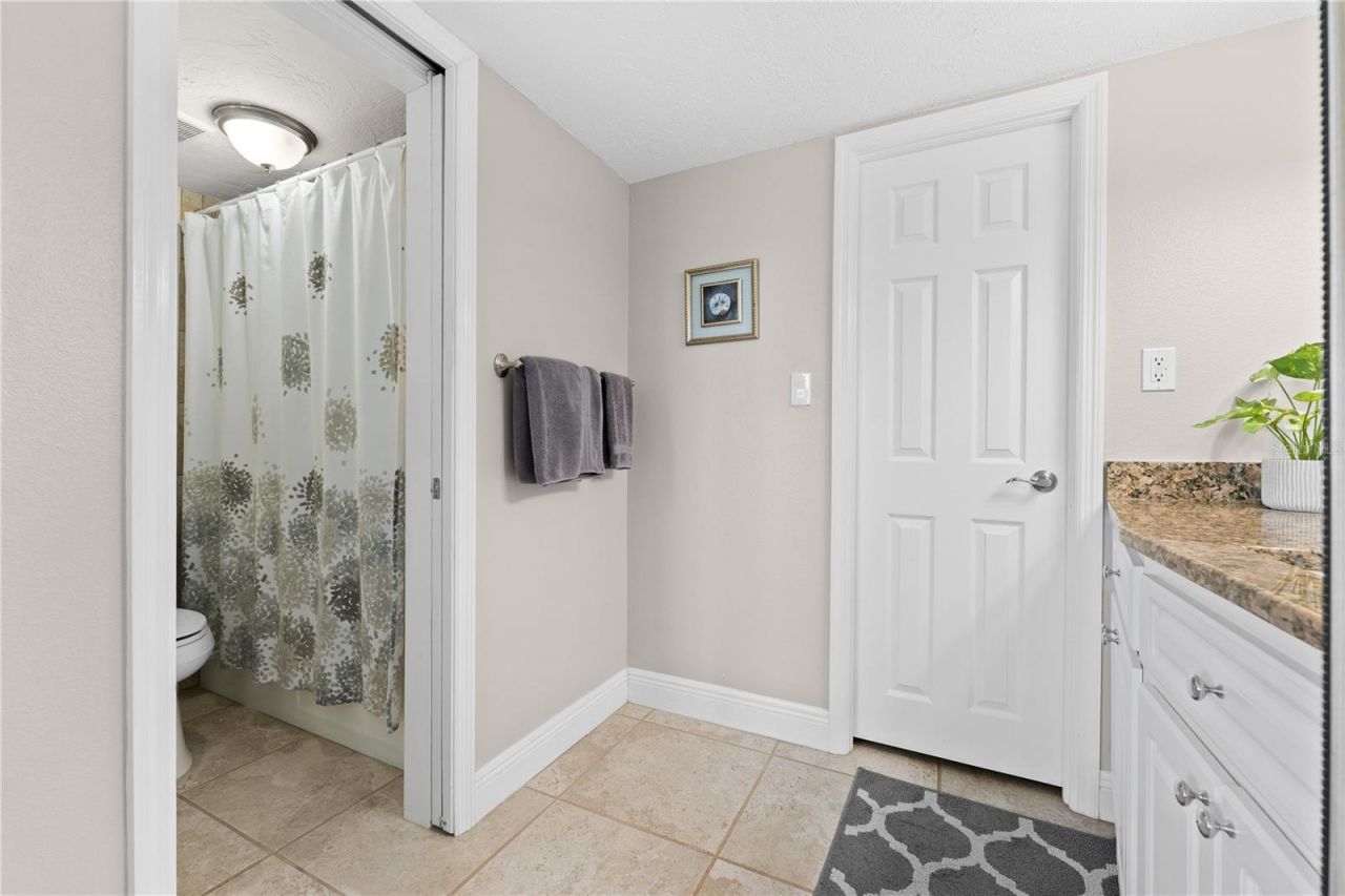 1700 Benjamin Franklin Drive, Unit 10F, Sarasota, FL 34236 Photo