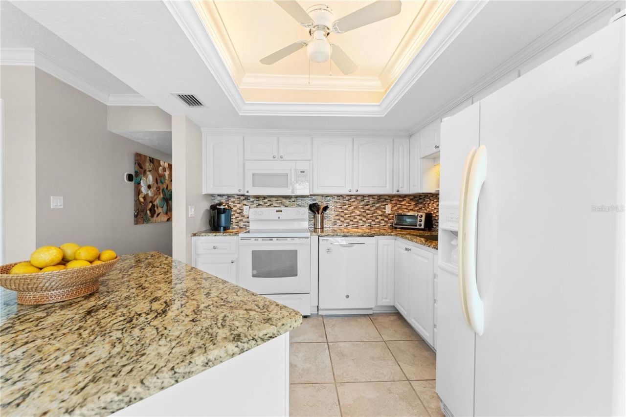 1700 Benjamin Franklin Drive, Unit 10F, Sarasota, FL 34236 Photo