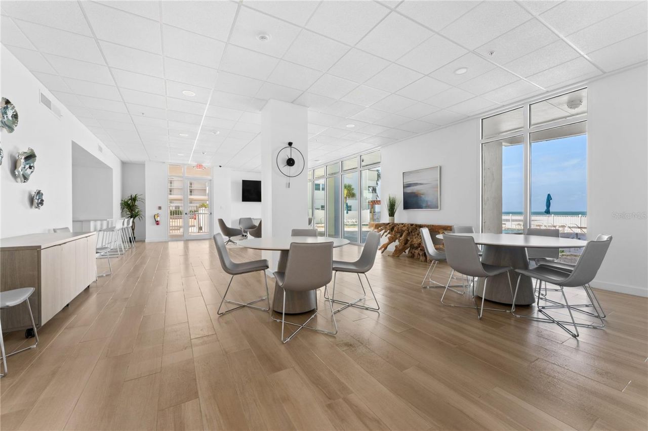 1700 Benjamin Franklin Drive, Unit 10F, Sarasota, FL 34236 Photo