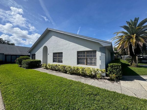 2749 COUNTRYSIDE BOULEVARD , Unit 20, CLEARWATER, FL 33761