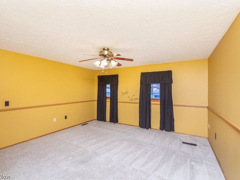 7456 Hidden Glen Drive, Amherst, OH 44001 Photo 14