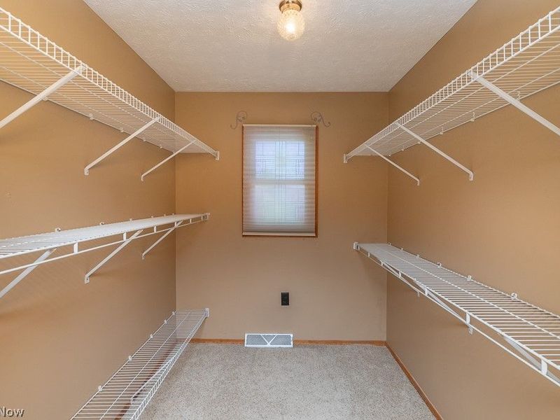 7456 Hidden Glen Drive, Amherst, OH 44001 Photo 15