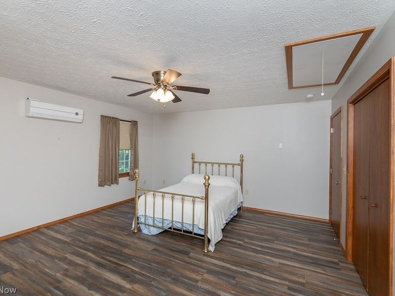 7456 Hidden Glen Drive, Amherst, OH 44001 Photo 23