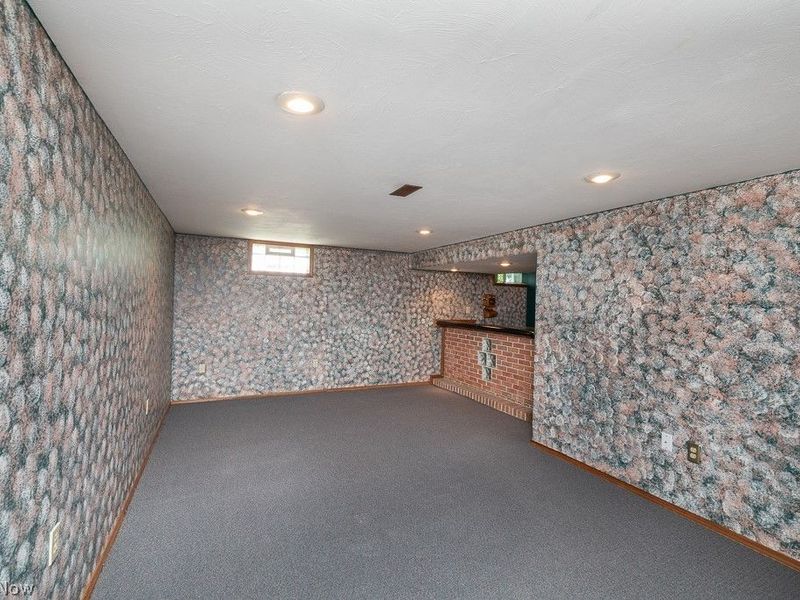 7456 Hidden Glen Drive, Amherst, OH 44001 Photo 27
