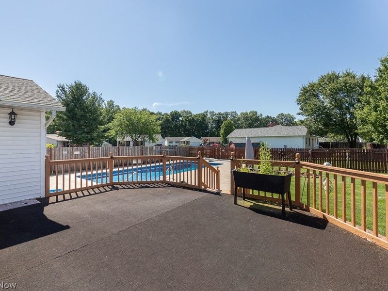 7456 Hidden Glen Drive, Amherst, OH 44001 Photo 37