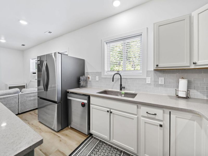 5120 Main Street NE, London, OH 43140 Photo 10