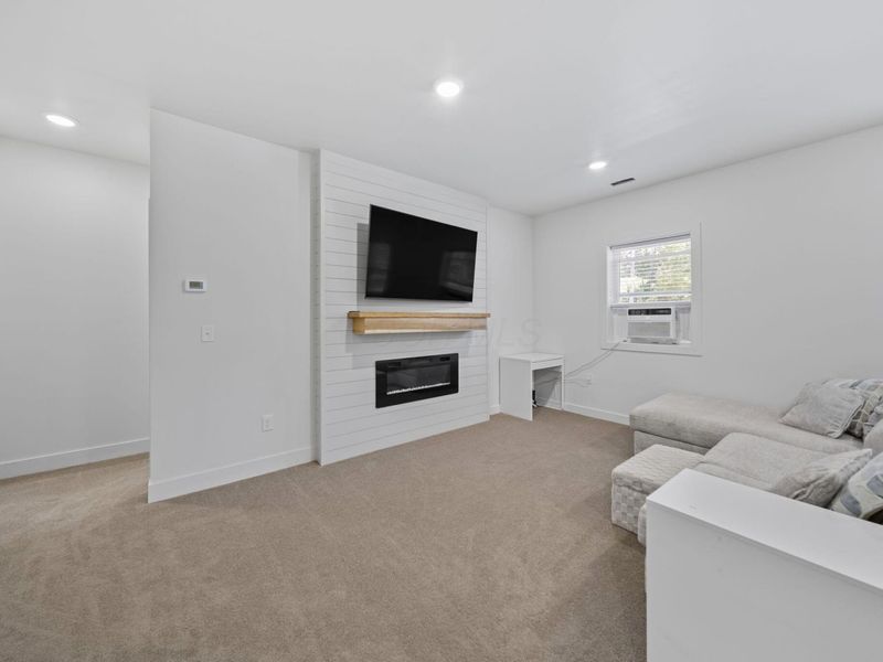 5120 Main Street NE, London, OH 43140 Photo 14