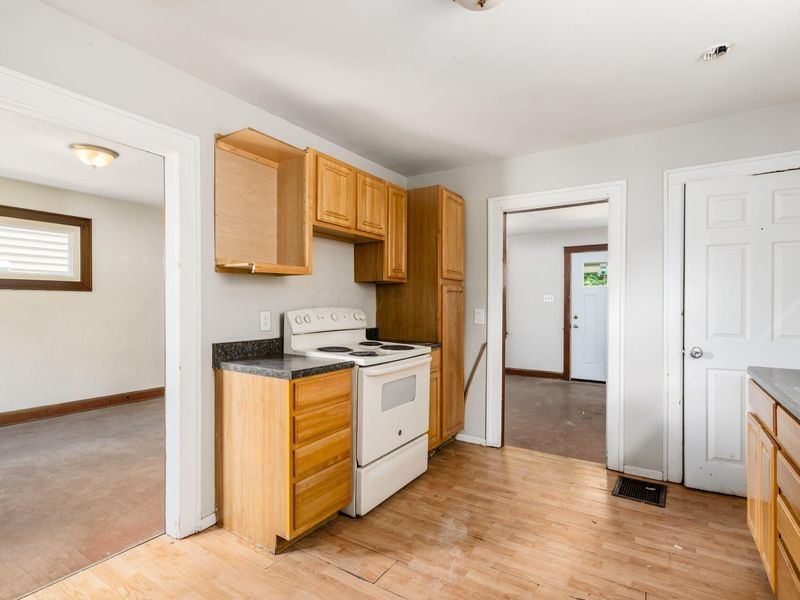613 S Ogden Avenue , Columbus, OH 43204 Photo 8