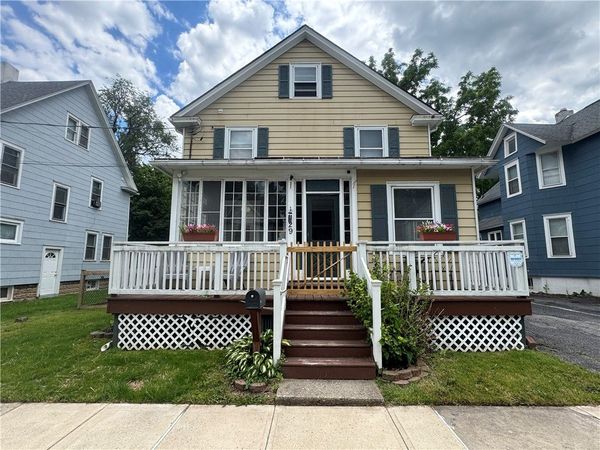 29 Argyle Street , Geneva, NY 14456