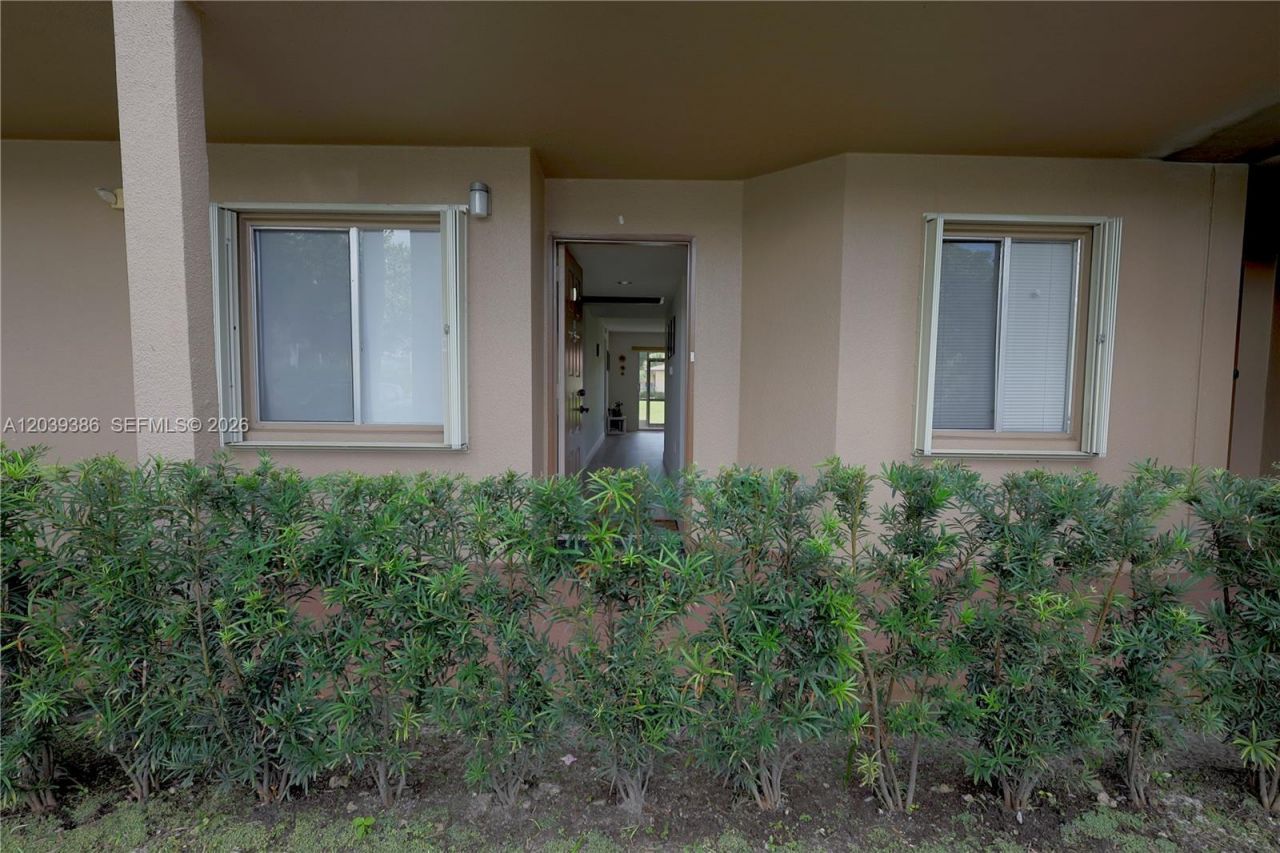 12750 SW 15th St , Unit 106D, Pembroke Pines, FL 33027 Photo