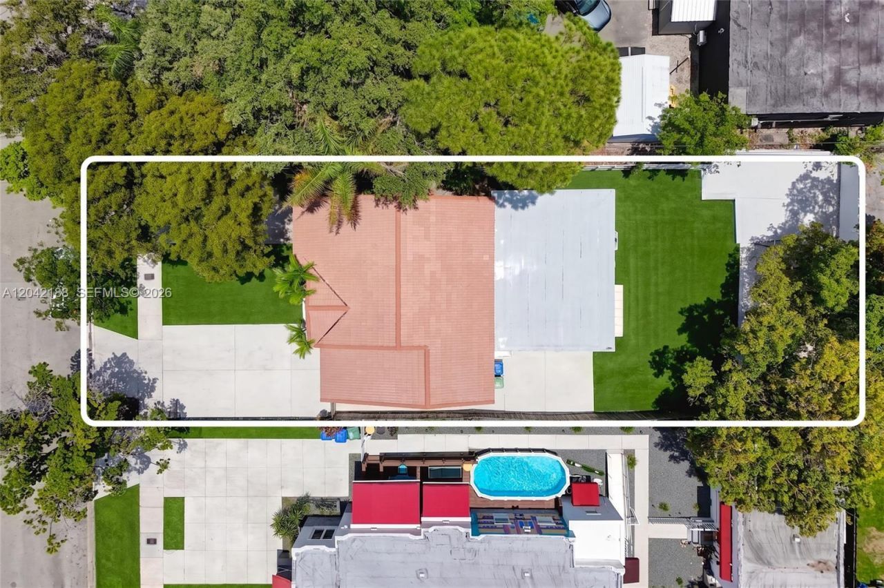 322 SW 18th Road , Miami, FL 33129 Photo