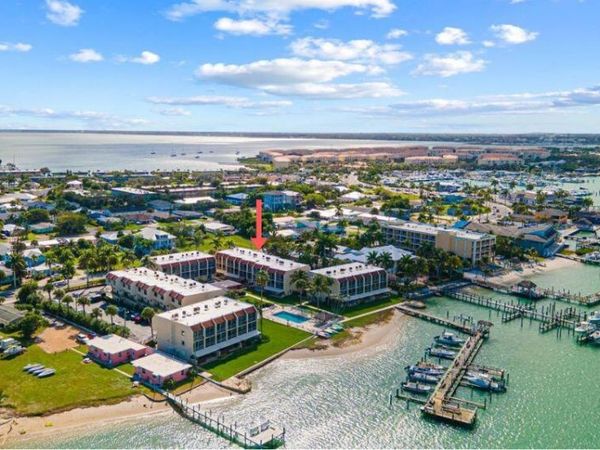 1300 Seaway Drive, Unit 10, Fort Pierce, FL 34949