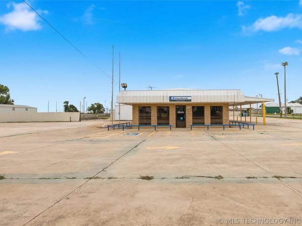 1300 N Broadway , Ada, OK 74820