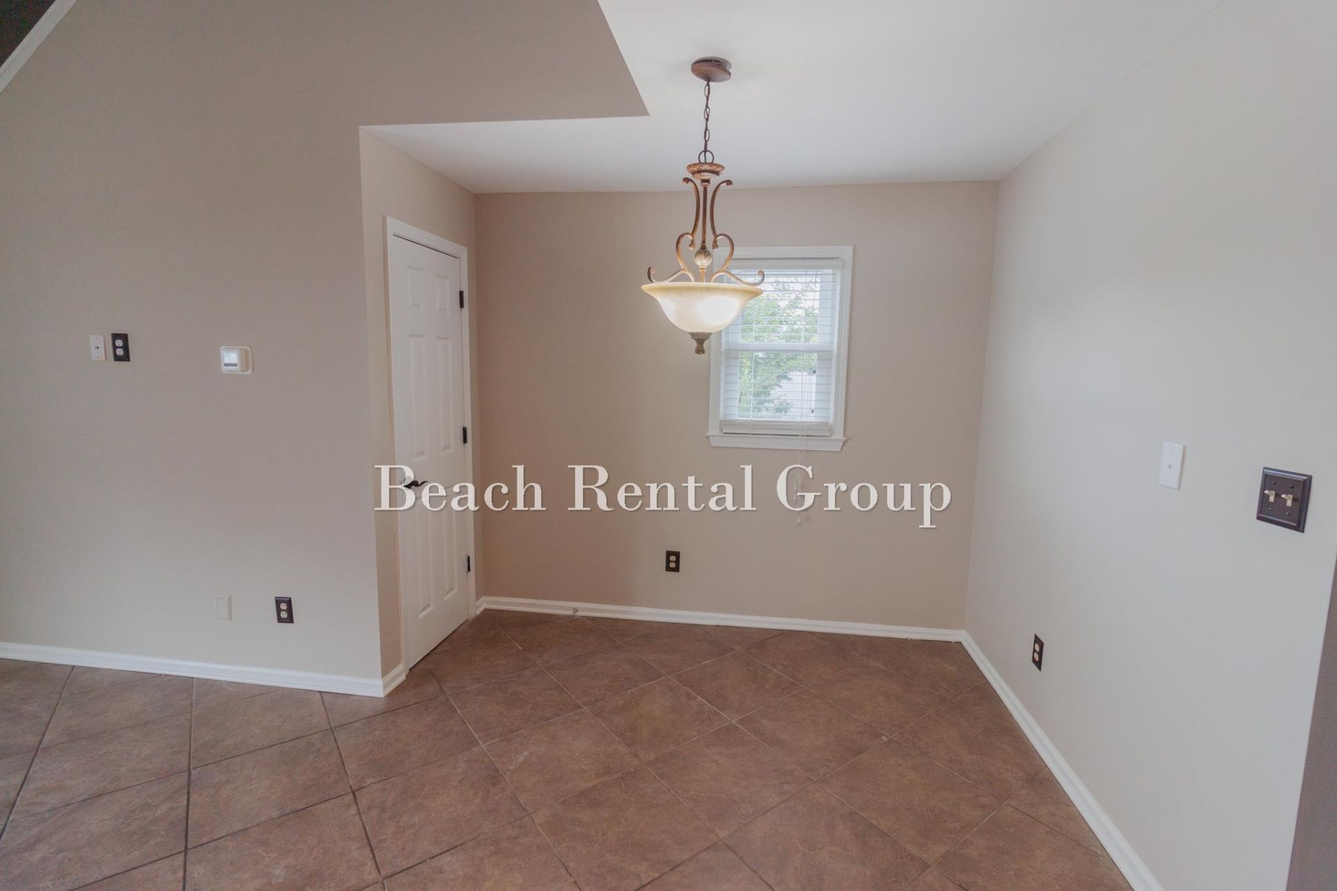 2010 Sand Dunes Dr.  Photo 21