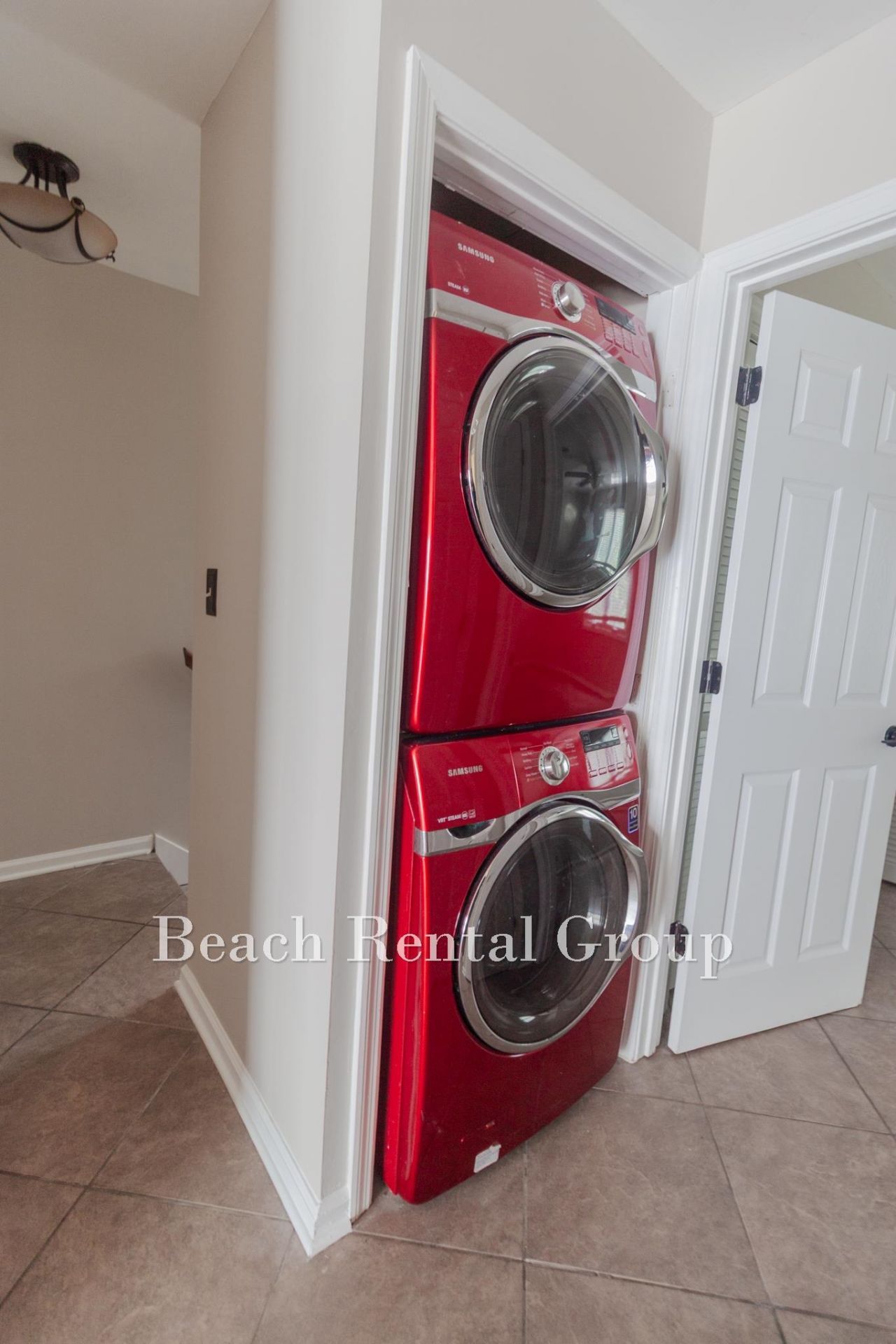 2010 Sand Dunes Dr.  Photo 6