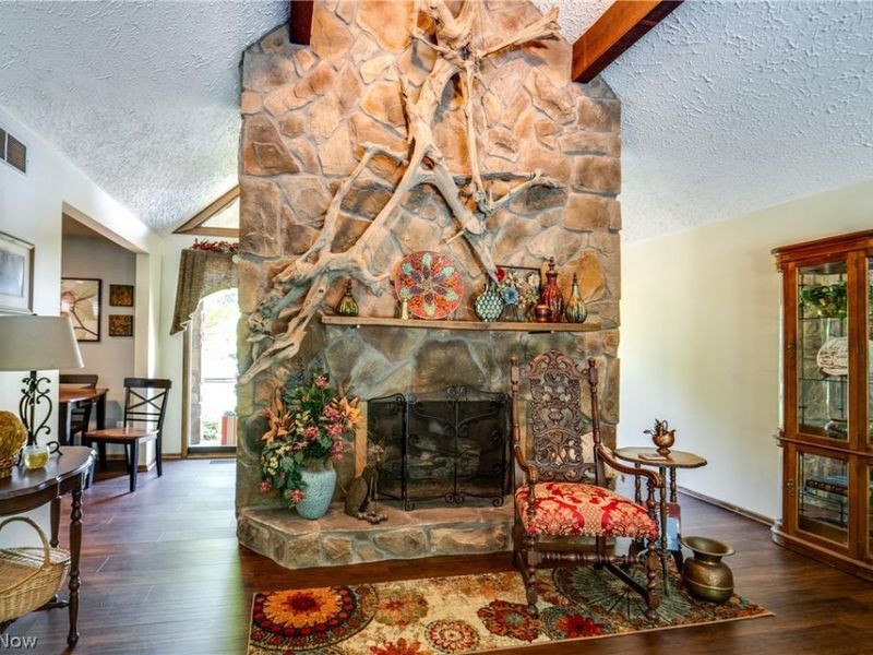 5269 Woodview Avenue, Louisville, OH 44641 Photo 13