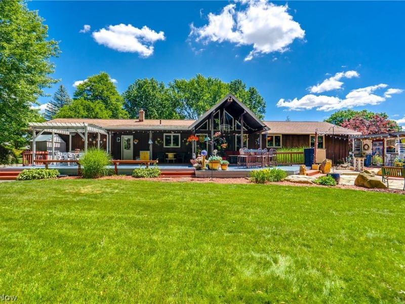 5269 Woodview Avenue, Louisville, OH 44641 Photo 45