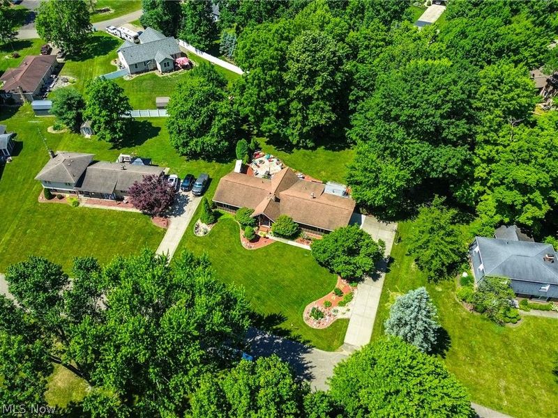 5269 Woodview Avenue, Louisville, OH 44641 Photo 49