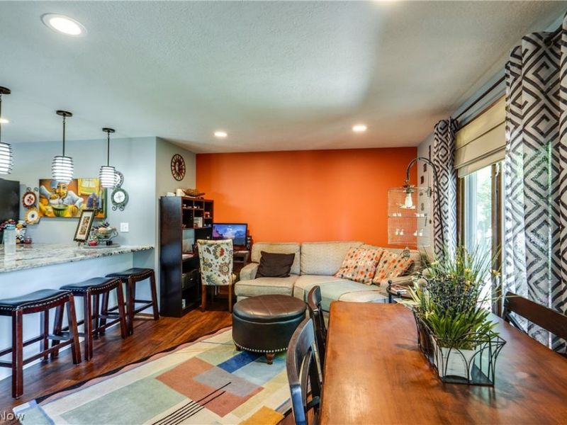 5269 Woodview Avenue, Louisville, OH 44641 Photo 5