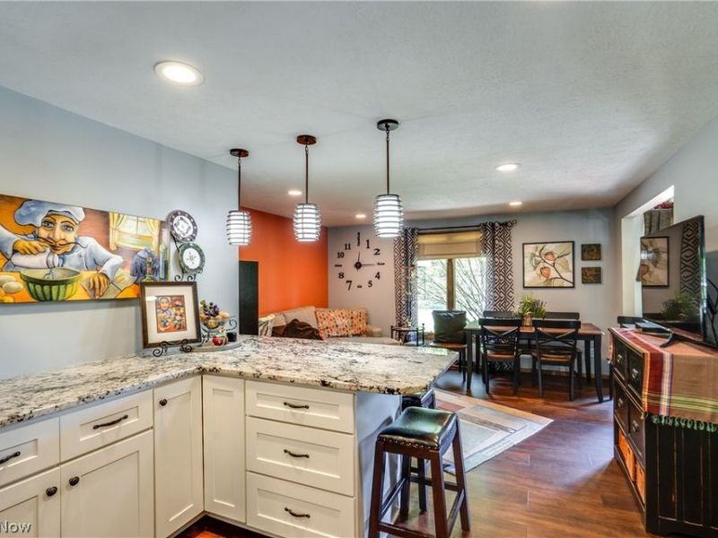 5269 Woodview Avenue, Louisville, OH 44641 Photo 9