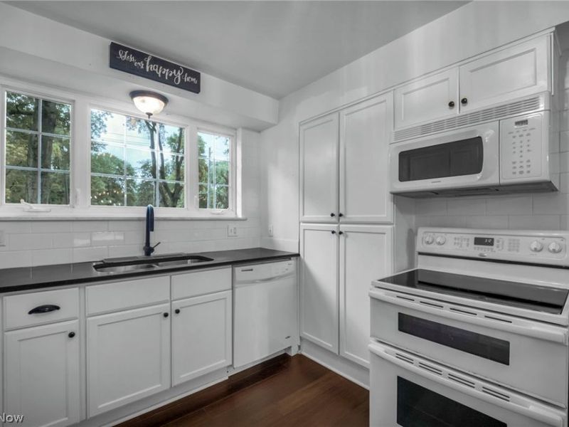 10906 Fitzwater Road, Brecksville, OH 44141 Photo 15