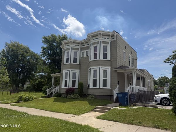 627 Walbridge Avenue, Toledo, OH 43609