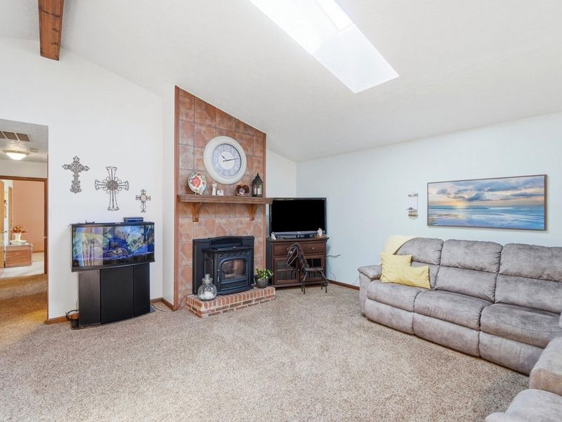 6780 Springfield Jamestown Road, Springfield, OH 45502 Photo 12