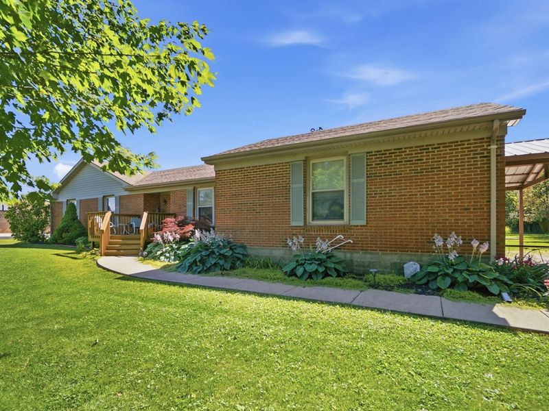 6780 Springfield Jamestown Road, Springfield, OH 45502 Photo 4