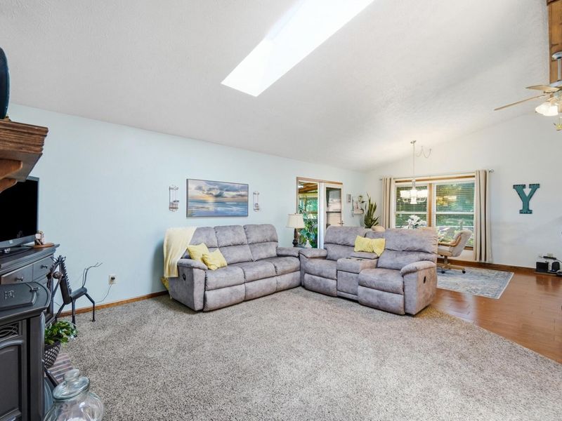 6780 Springfield Jamestown Road, Springfield, OH 45502 Photo 9