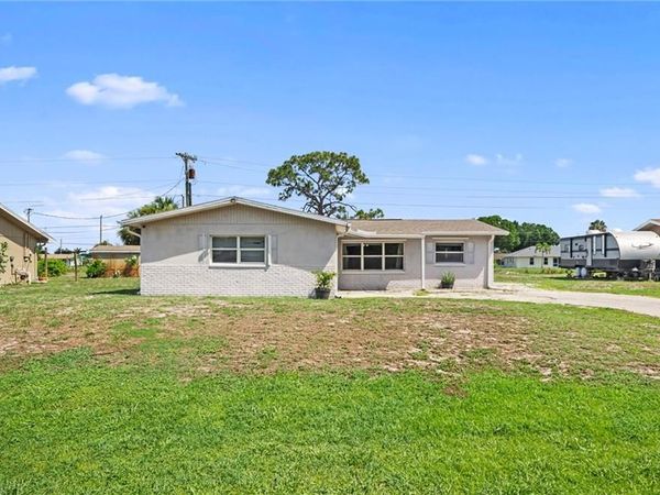 7289 Barragan RD , FORT MYERS, FL 33967