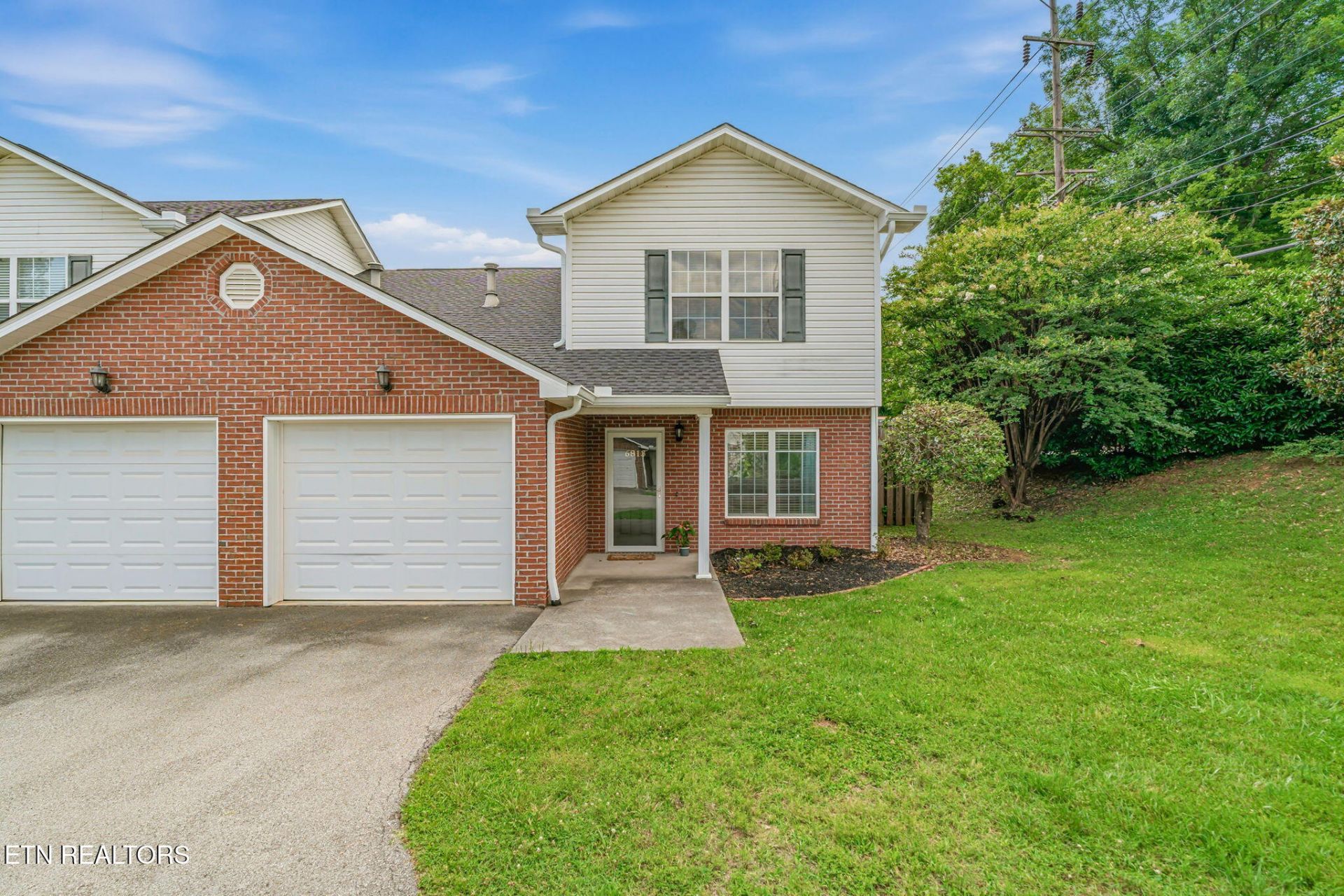 6813 Spring Glen Way, Knoxville, TN 37919 Main Photo