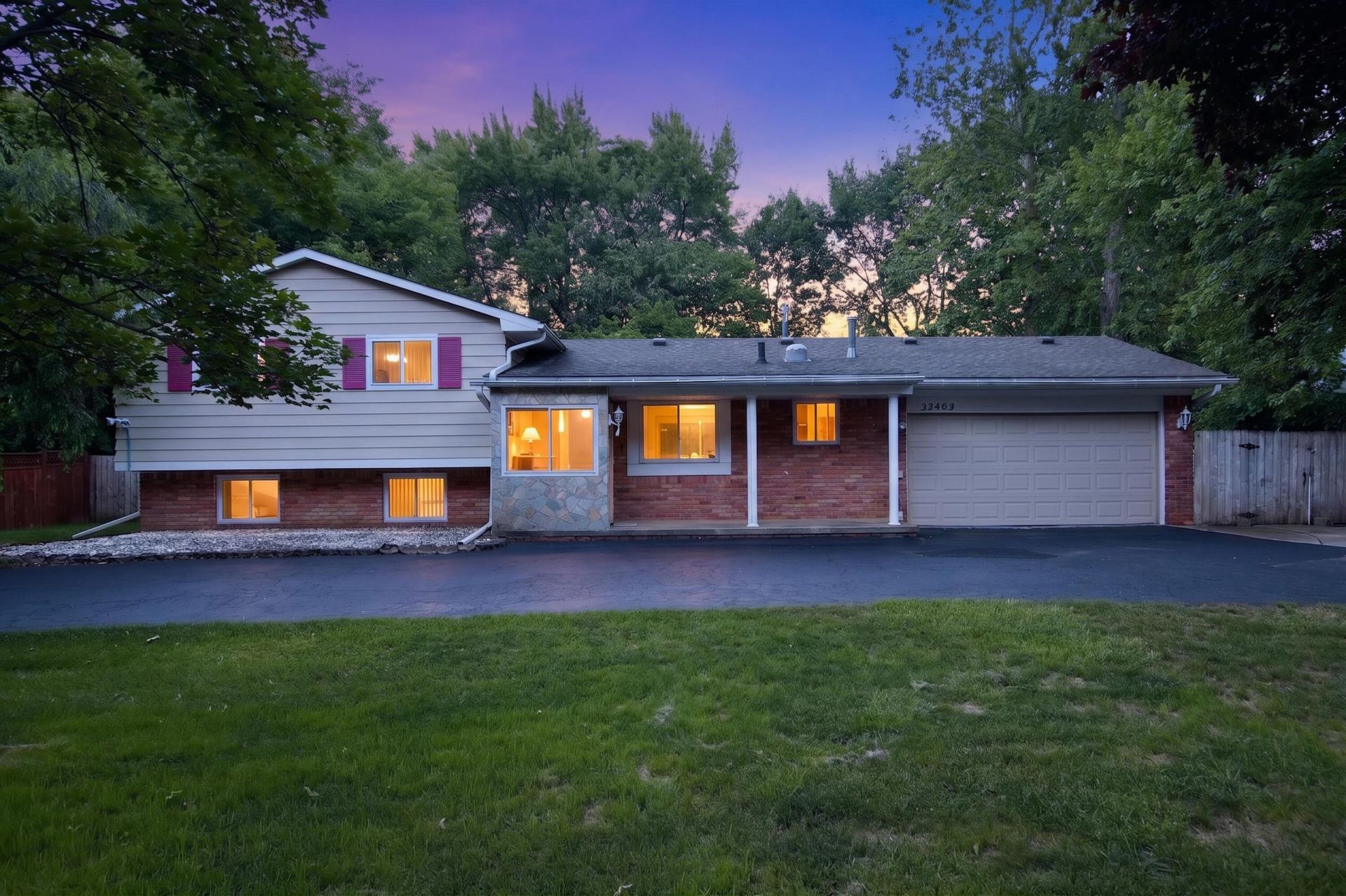 32463 Dunford Street, Farmington Hills, MI 48334 Main Photo