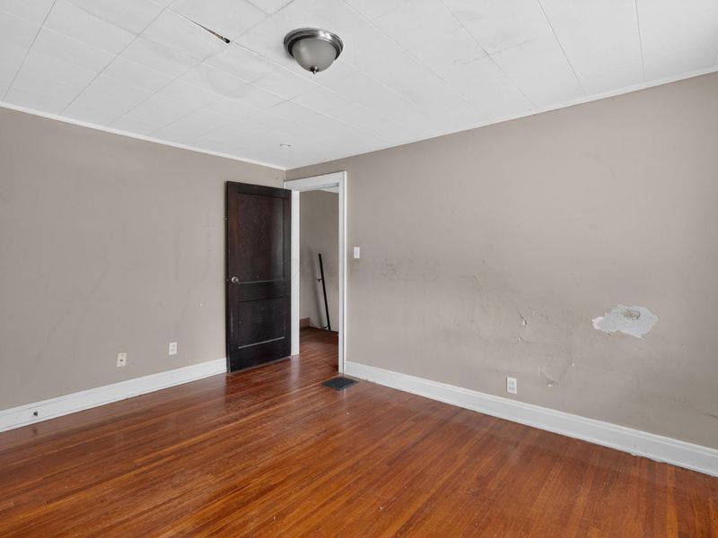312 N Warren Avenue , Columbus, OH 43204 Photo 8
