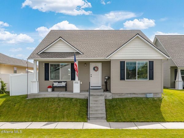 8724 N Spokane ST, Post Falls, ID 83854