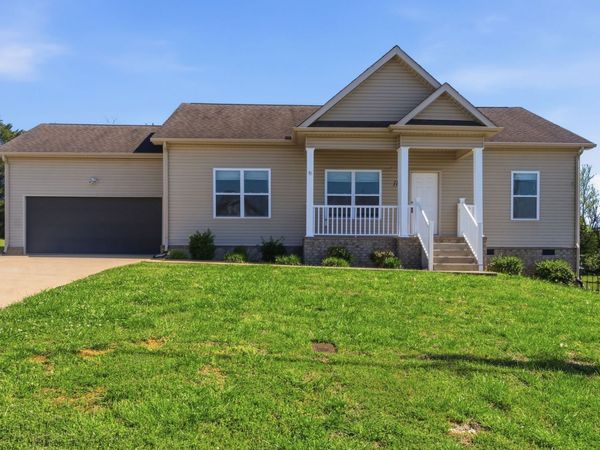 1897 Sheffield Ln , Columbia, TN 38401