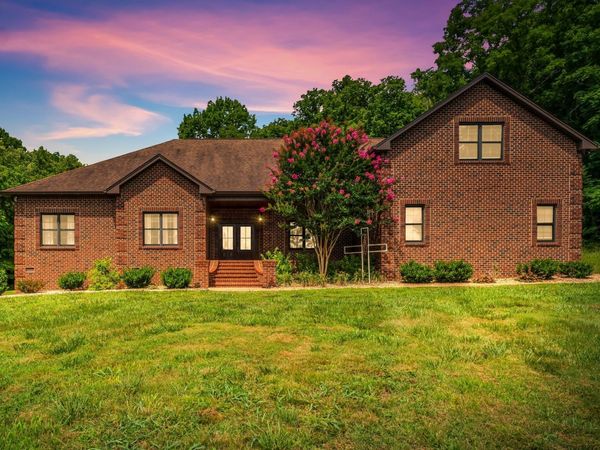 18 Tisdale Ln , Brush Creek, TN 38547