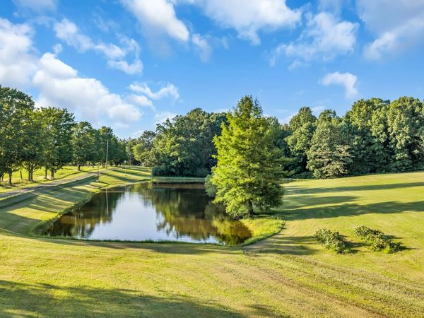 1231 Abiff Road , Bon Aqua, TN 37025
